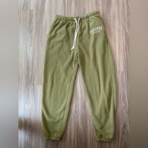 Arizona Jean Company Green Joggers Soft Elastic Waist size M